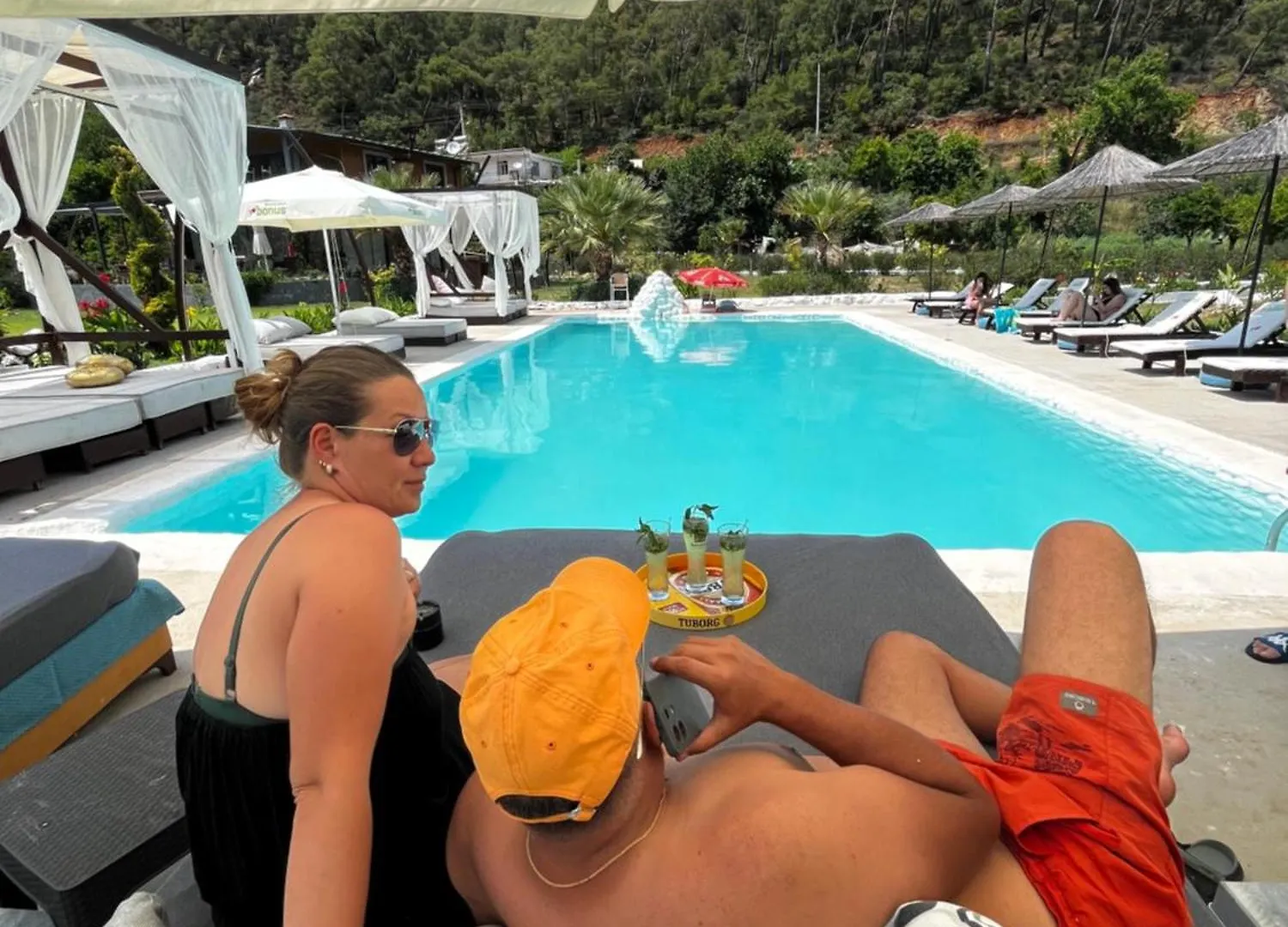 アパートホテル Zirkon Valley Boutique Hotel フェティエ